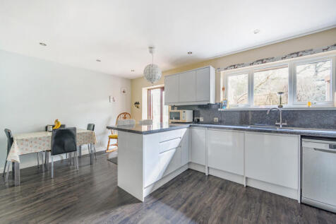 Kitchen/Breakfast Rm