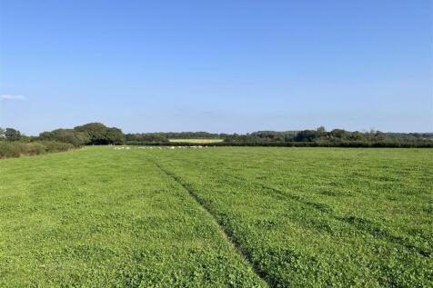 LOT 1: Newland Manor