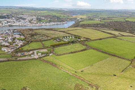 1372707-6-6900af3...