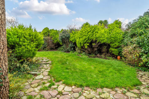 1387550-15-693833...