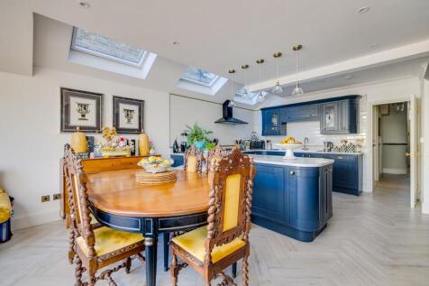 Dining Area 3