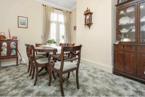 Dining Room.JPG