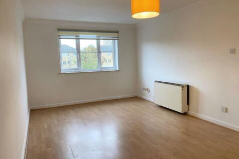 53 Causton square living room.JPG