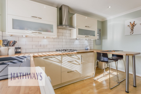 Fitted kitchen