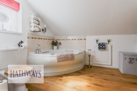 En suite bathroom