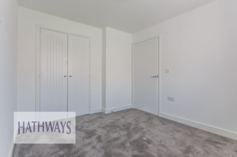 Bedroom with a built-in wardrobe