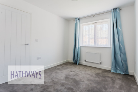 Bedroom with a built-in wardrobe