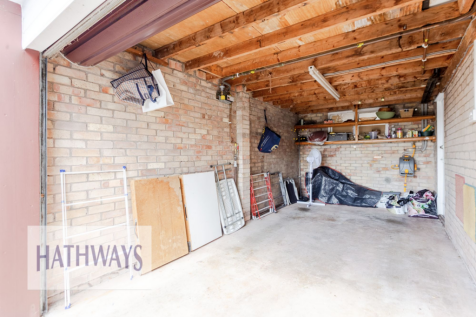 Garage/ Workshop