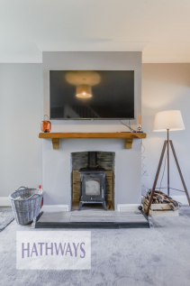 Lounge/Sitting room