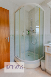Master Bedroom En-Suite