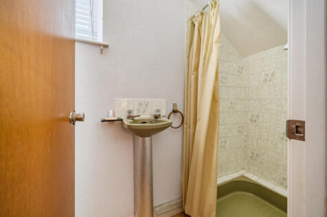 1373915-17-6900d0...