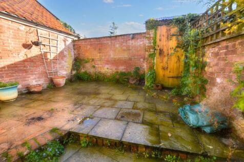 Courtyard Garden