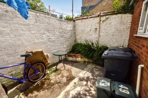 Courtyard Garden