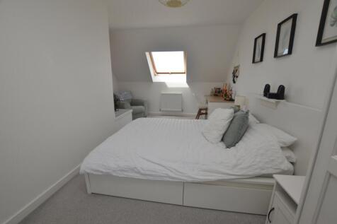 Bedroom 1(Top Floor)
