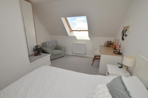 Bedroom 1(Top Floor)