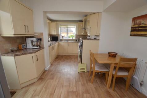 Kitchen/B&#39;Fast Room