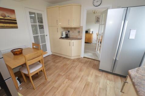 Kitchen/B&#39;Fast Room