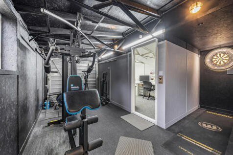Garage/Office