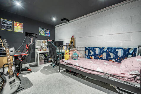 Cinema Room/Office