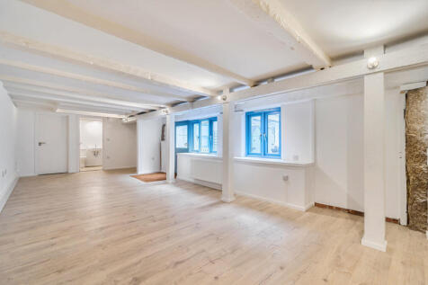 1372830-6-68ff8e5...