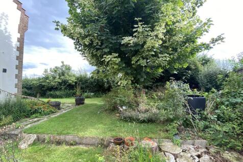 Side garden