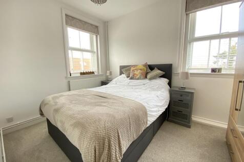 Doube bedroom