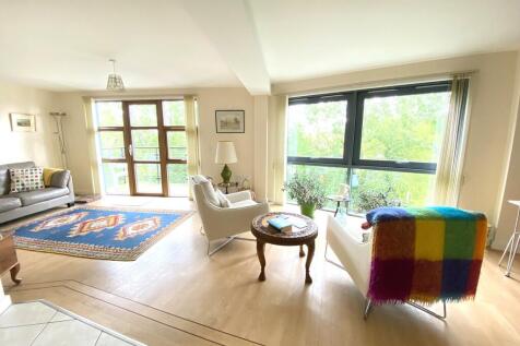 Sitting Area