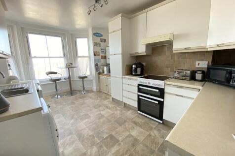 Kitchen/dining ro...