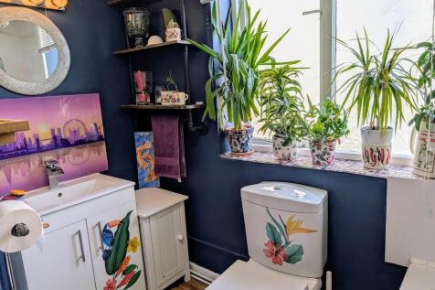 Bathroom1