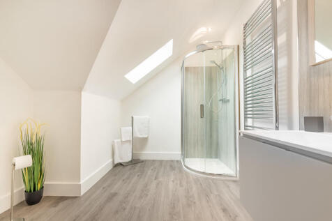 Guest ensuite