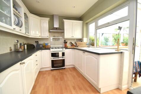 Well Fitted Kitch...