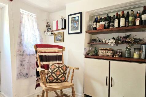 Entrance/Dining