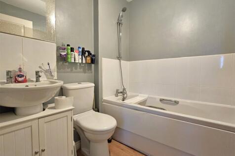 En Suite Bathroom