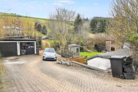 Drive Entrance