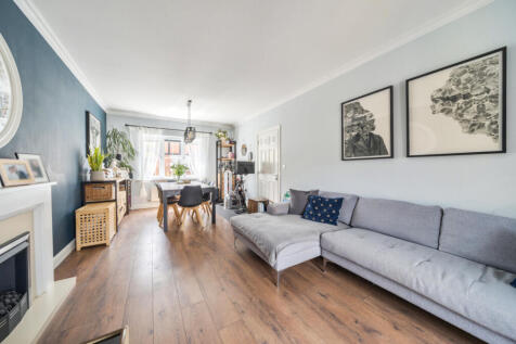 Living Room/Diner