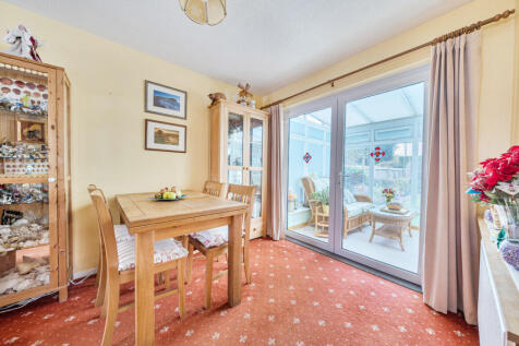 1368934-11-68f260...