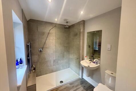 Bedroom 1 En Suite