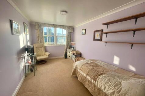 Bedroom 3/Dining Rm