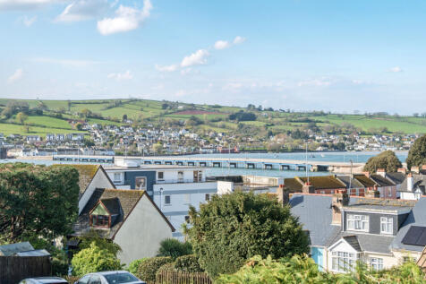 Estuary Views