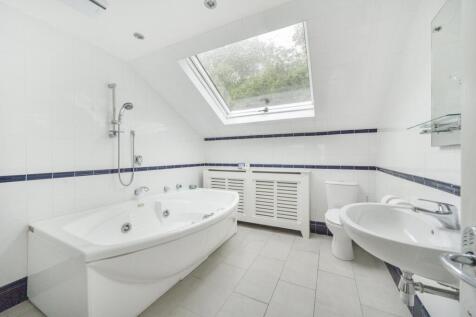 Upstairs Bathroom