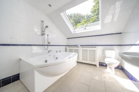Upstairs Bathroom