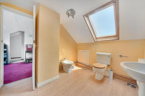 First Floor Bathrom