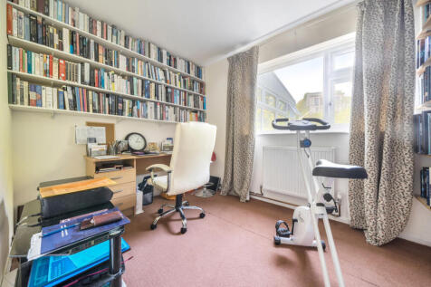 Bedroom 3/Office