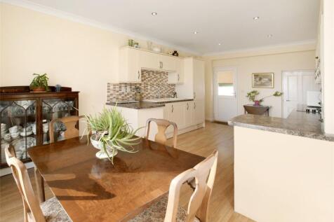 Dining Room/ Kitchen