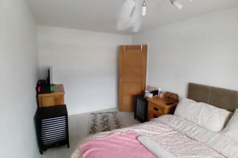 BED 1 (2).jpg