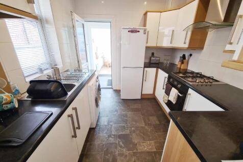 5 Fraternitas Terrace 30/09/2025, 12:47 1000050...