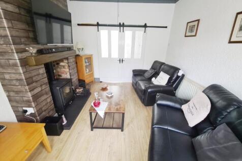 5 Fraternitas Terrace 30/09/2025, 12:47 1000050...