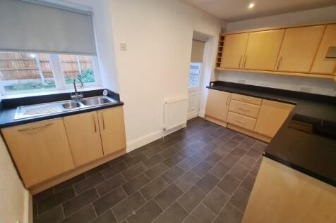 70 Sunnyside Road 25/11/2025, 13:12 1000051029.jpg