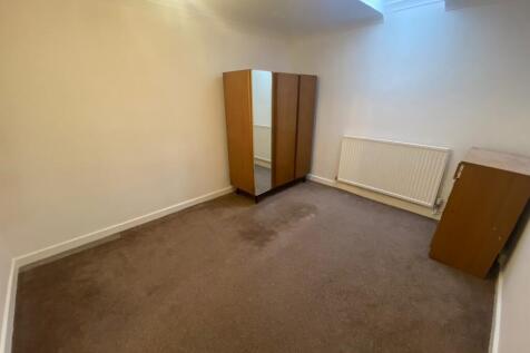 Bedroom (2)