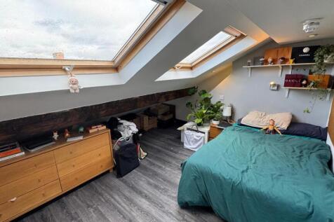 340 bedroom 7.jpg